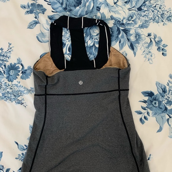 Lululemon tank - Picture 2 of 2